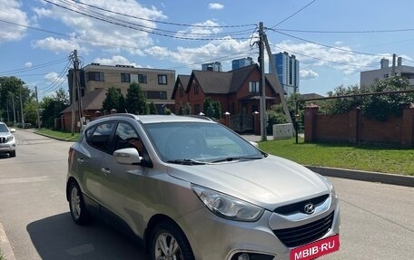 Hyundai ix35 I рестайлинг, 2010 год, 775 000 рублей, 2 фотография