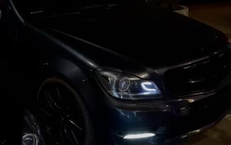 Mercedes-Benz C-Класс, 2012 год, 1 600 000 рублей, 1 фотография