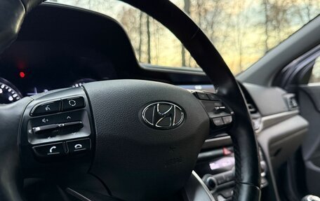 Hyundai Elantra VI рестайлинг, 2019 год, 1 440 000 рублей, 14 фотография