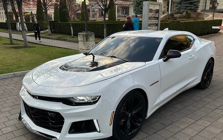 Chevrolet Camaro VI, 2020 год, 3 100 000 рублей, 2 фотография