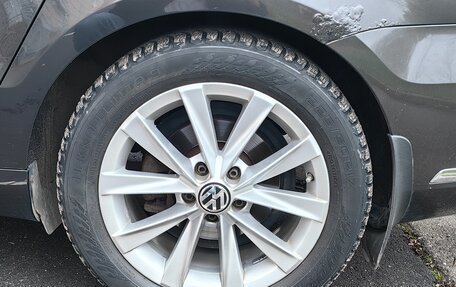 Volkswagen Passat B7, 2011 год, 1 000 000 рублей, 12 фотография