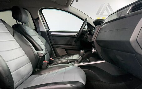 Renault Arkana I, 2020 год, 1 599 000 рублей, 11 фотография