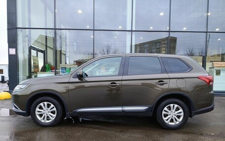 Mitsubishi Outlander III рестайлинг 3, 2015 год, 1 599 800 рублей, 10 фотография