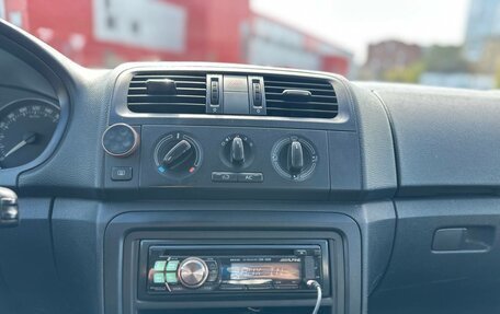 Skoda Fabia II, 2013 год, 750 000 рублей, 13 фотография