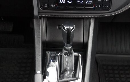 Toyota Corolla, 2018 год, 1 999 000 рублей, 9 фотография