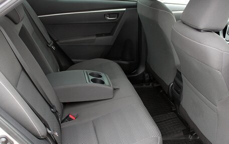 Toyota Corolla, 2018 год, 1 999 000 рублей, 11 фотография