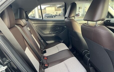 Toyota Yaris Cross, 2022 год, 1 421 000 рублей, 11 фотография