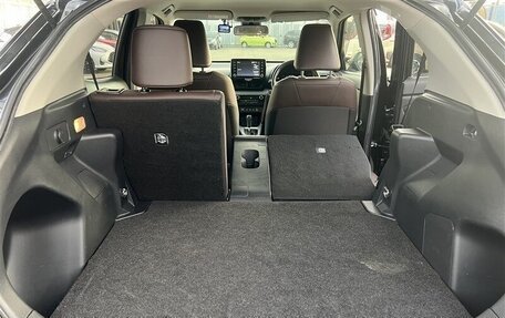 Toyota Yaris Cross, 2022 год, 1 421 000 рублей, 14 фотография