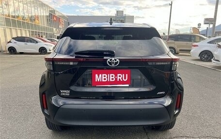 Toyota Yaris Cross, 2022 год, 1 421 000 рублей, 6 фотография