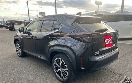 Toyota Yaris Cross, 2022 год, 1 421 000 рублей, 5 фотография