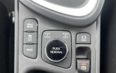 Toyota Yaris Cross, 2022 год, 1 421 000 рублей, 26 фотография