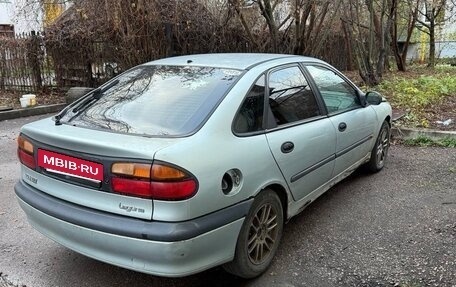 Renault Laguna II, 2000 год, 99 999 рублей, 2 фотография