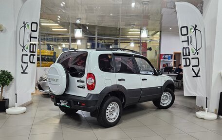 Chevrolet Niva I рестайлинг, 2015 год, 768 000 рублей, 5 фотография