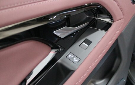 Land Rover Range Rover Evoque II, 2025 год, 6 490 000 рублей, 29 фотография