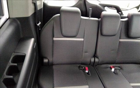 Honda Stepwgn IV, 2017 год, 1 800 035 рублей, 18 фотография