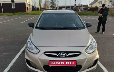 Hyundai Solaris II рестайлинг, 2012 год, 700 000 рублей, 1 фотография