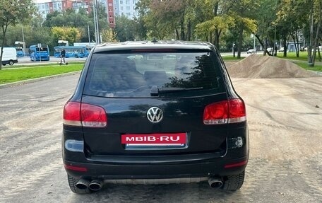 Volkswagen Touareg III, 2004 год, 650 199 рублей, 3 фотография