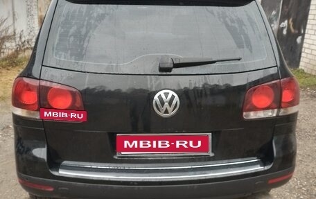 Volkswagen Touareg III, 2009 год, 1 000 000 рублей, 2 фотография