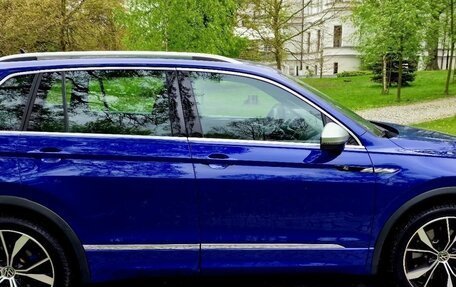 Volkswagen Tiguan II, 2021 год, 2 800 000 рублей, 8 фотография