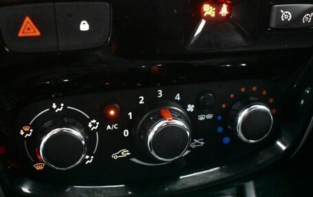 Nissan Terrano III, 2017 год, 885 000 рублей, 8 фотография