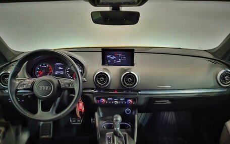 Audi A3, 2018 год, 2 600 000 рублей, 9 фотография