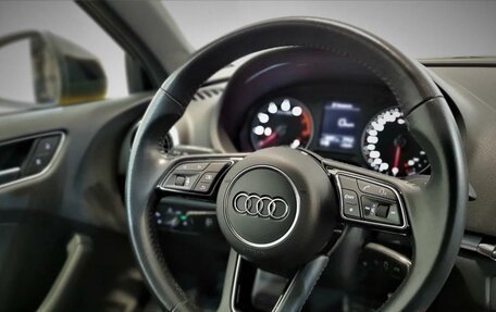 Audi A3, 2018 год, 2 600 000 рублей, 13 фотография