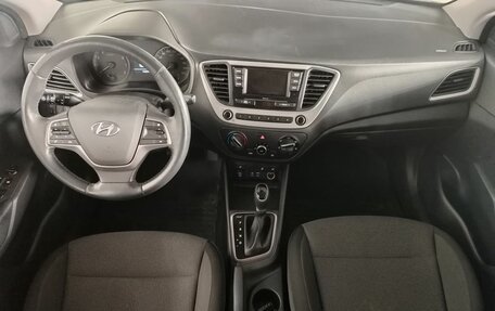 Hyundai Solaris II рестайлинг, 2018 год, 1 295 000 рублей, 11 фотография