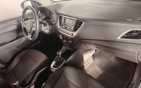 Hyundai Solaris II рестайлинг, 2018 год, 1 295 000 рублей, 10 фотография