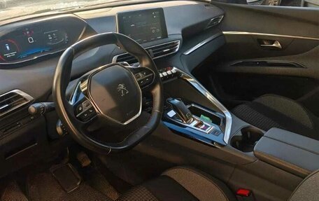 Peugeot 3008 II, 2017 год, 1 800 000 рублей, 6 фотография