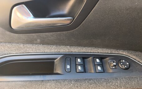 Peugeot 3008 II, 2017 год, 1 800 000 рублей, 16 фотография