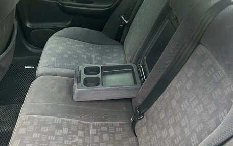 Toyota Avensis III рестайлинг, 2001 год, 570 000 рублей, 9 фотография