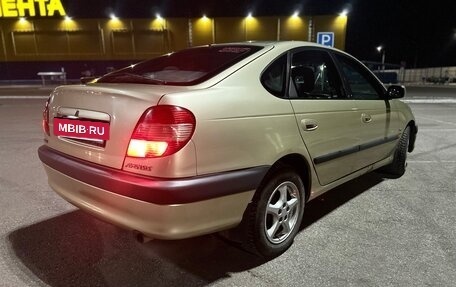 Toyota Avensis III рестайлинг, 2001 год, 570 000 рублей, 5 фотография