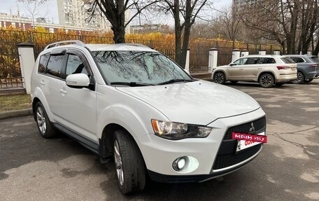 Mitsubishi Outlander III рестайлинг 3, 2010 год, 1 190 000 рублей, 3 фотография