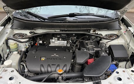 Mitsubishi Outlander III рестайлинг 3, 2010 год, 1 190 000 рублей, 13 фотография