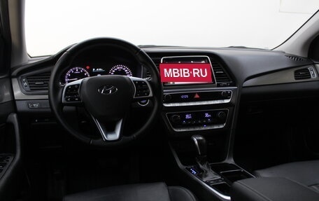 Hyundai Sonata VII, 2018 год, 1 899 000 рублей, 9 фотография