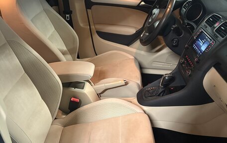 Volkswagen Golf VI, 2011 год, 900 000 рублей, 7 фотография