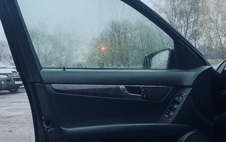 Mercedes-Benz C-Класс, 2008 год, 529 000 рублей, 6 фотография