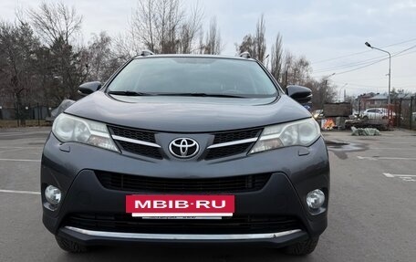 Toyota RAV4, 2014 год, 2 550 000 рублей, 8 фотография