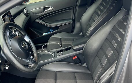 Mercedes-Benz GLA, 2018 год, 2 800 000 рублей, 6 фотография