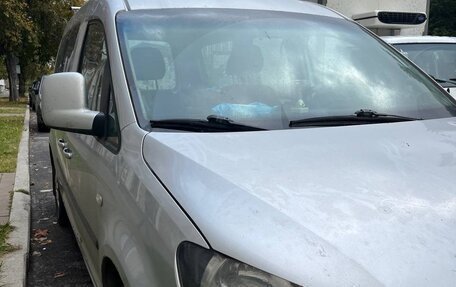 Volkswagen Caddy III рестайлинг, 2011 год, 1 000 000 рублей, 4 фотография