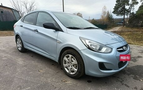 Hyundai Solaris II рестайлинг, 2013 год, 780 000 рублей, 2 фотография