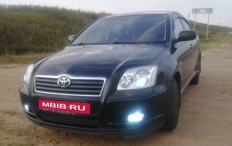Toyota Avensis III рестайлинг, 2005 год, 650 000 рублей, 6 фотография