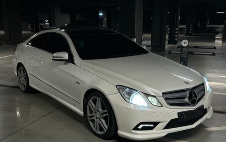 Mercedes-Benz E-Класс, 2011 год, 1 499 000 рублей, 3 фотография