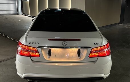 Mercedes-Benz E-Класс, 2011 год, 1 499 000 рублей, 5 фотография