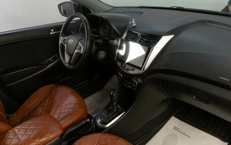 Hyundai Solaris II рестайлинг, 2016 год, 1 049 000 рублей, 11 фотография