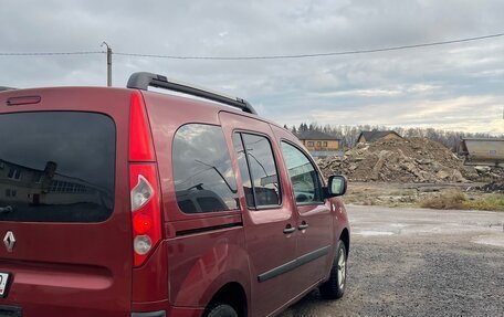 Renault Kangoo II рестайлинг, 2010 год, 770 000 рублей, 3 фотография