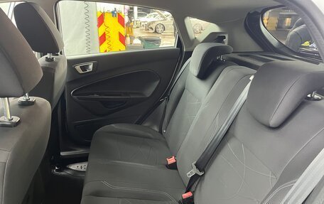 Ford Fiesta, 2016 год, 930 000 рублей, 10 фотография