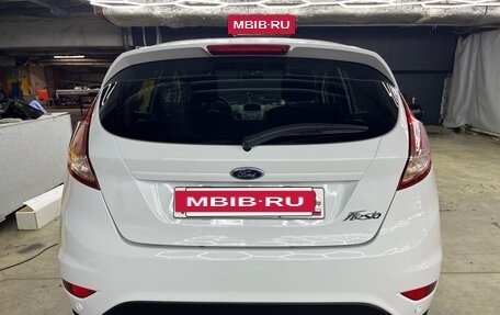 Ford Fiesta, 2016 год, 930 000 рублей, 4 фотография