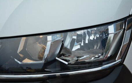 Volkswagen Transporter T6 рестайлинг, 2021 год, 3 949 000 рублей, 9 фотография