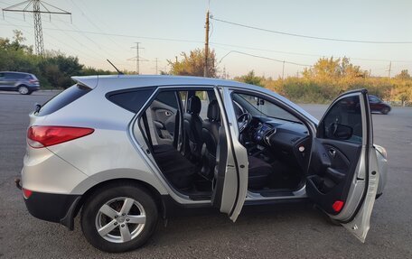 Hyundai ix35 I рестайлинг, 2010 год, 1 100 000 рублей, 6 фотография